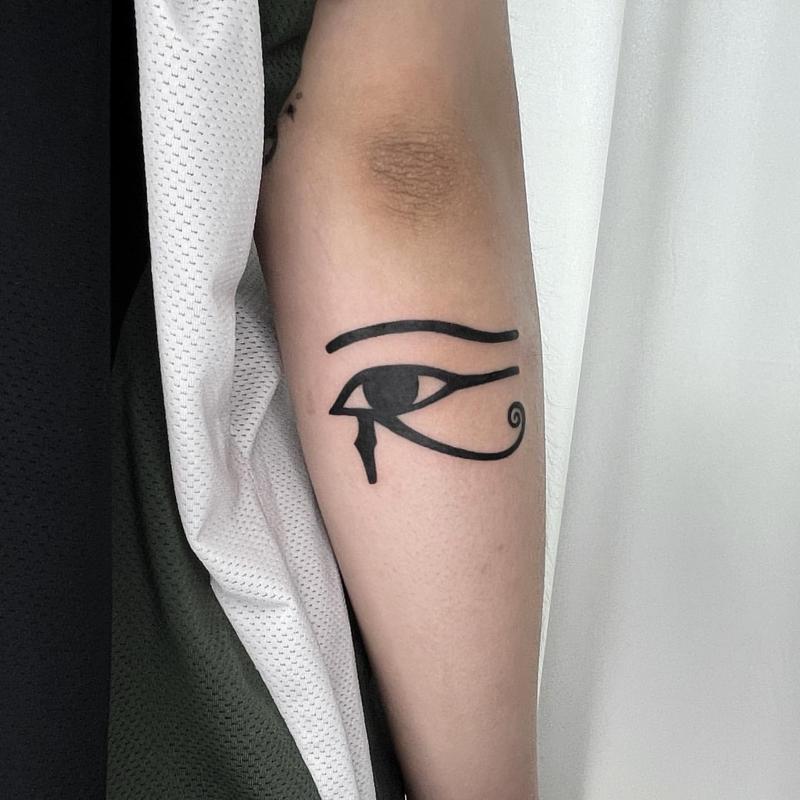 Tatuaje Ojo de Horus 4