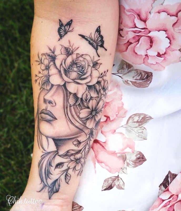 Tatuaje floral para niñas 1