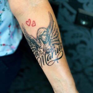 ¿Valen la pena los cursos de tatuaje?