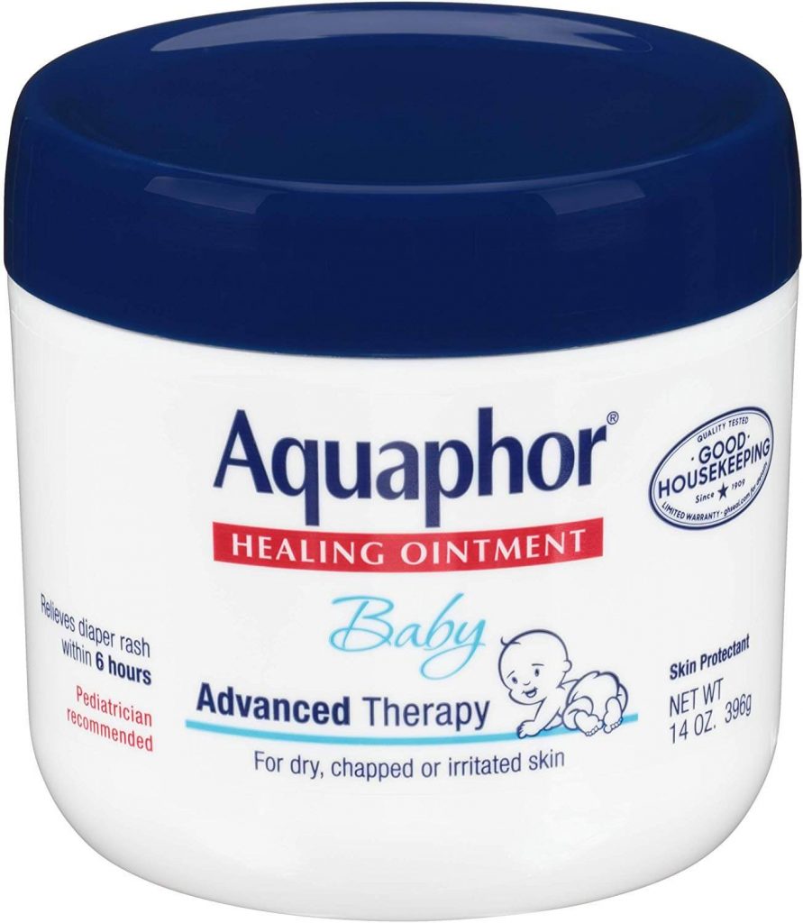 El ungüento curativo Aquaphor funciona no solo para las rozaduras de pañal, sino también para los nuevos tatuajes.