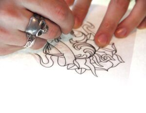 ¿Puedes hacer una plantilla de tatuaje con papel normal?