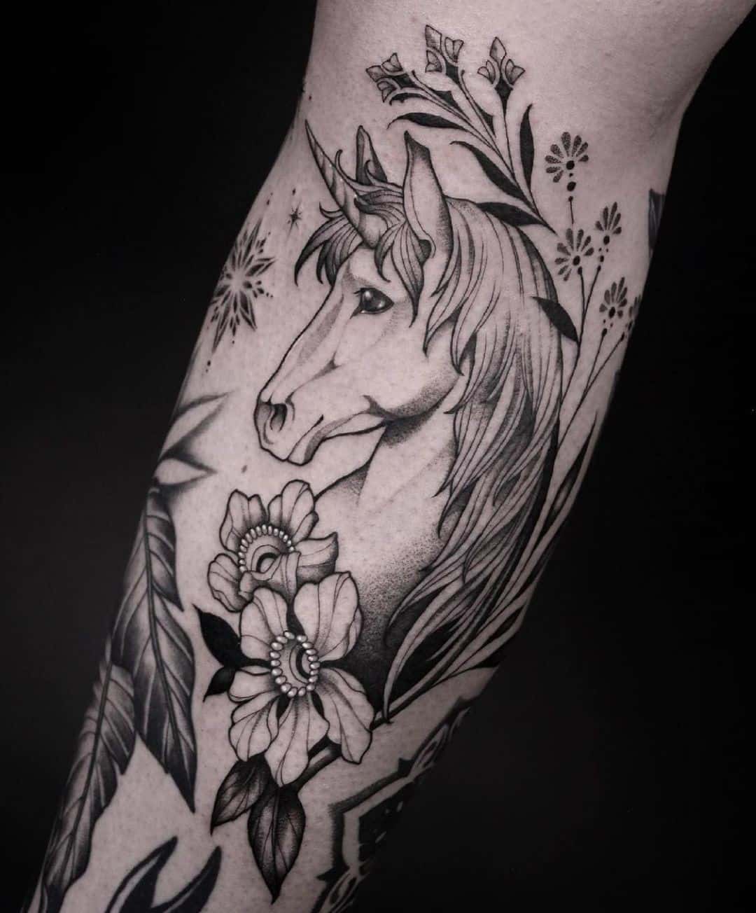 Tatuaje De Unicornio Negro 