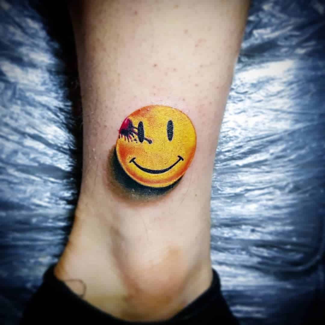 Tinta de tatuaje de sonrisa amarilla brillante 