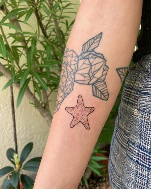 Lindos tatuajes de estrellas de mar 3