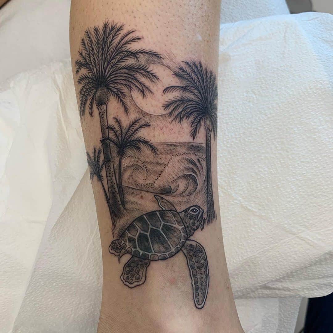 Tatuaje de palmera en la playa 2