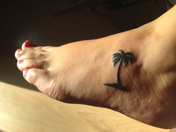 Tatuaje de pie de palmera 2