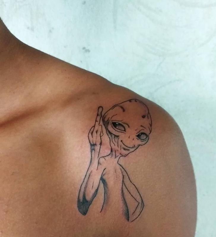 ET alienígena tatuaje 2