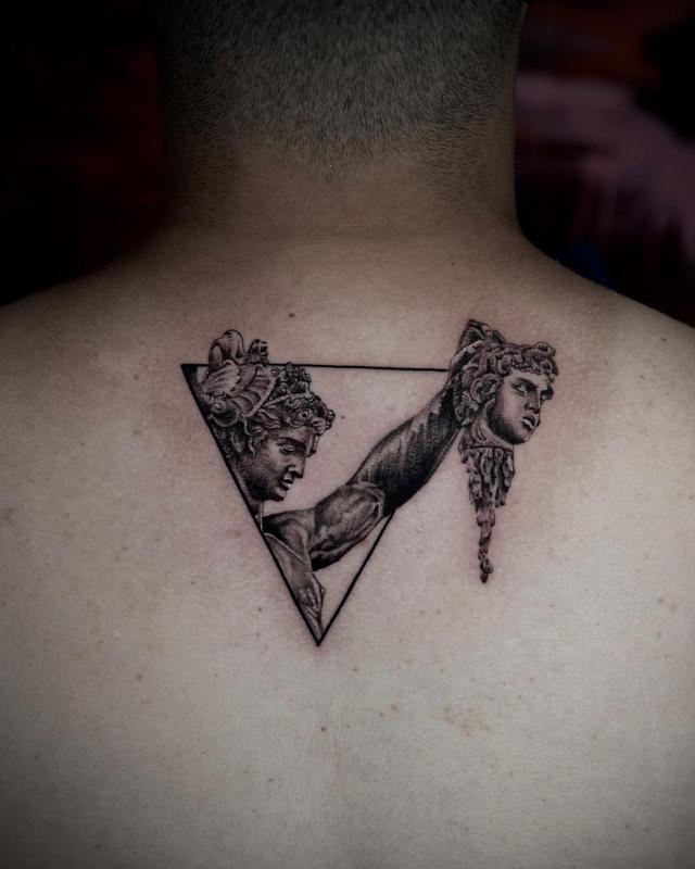 Tatuaje de Perseo y Medusa 3