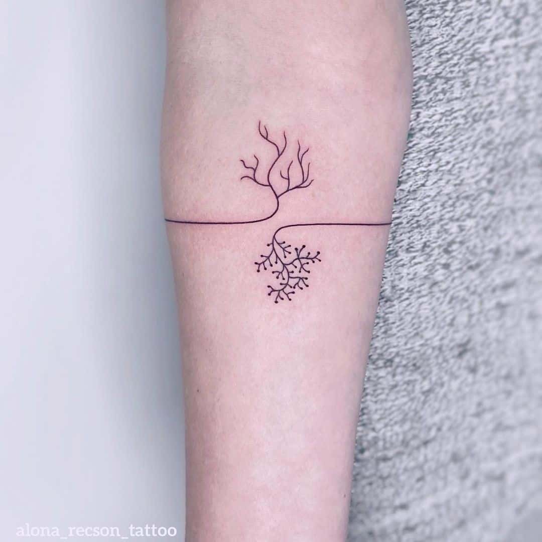 Idea de árbol de tatuaje de brazo de pulsera