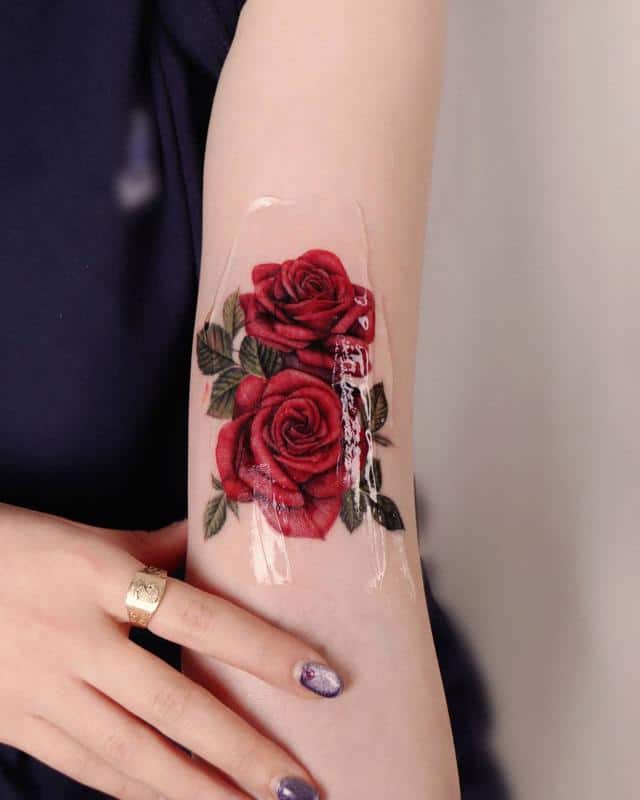 tatuaje de rosa roja 2