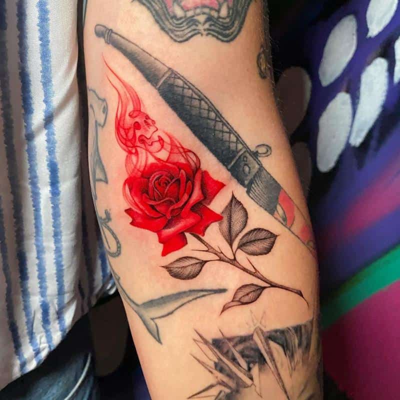 tatuaje de rosa roja 6