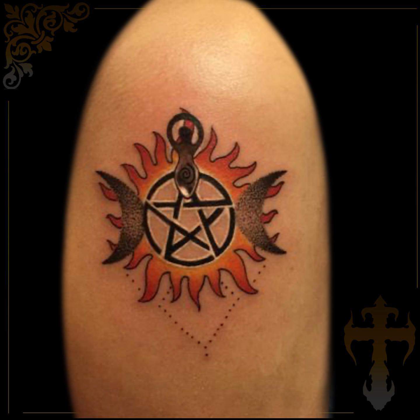 Tatuaje sobrenatural del programa de televisión 1