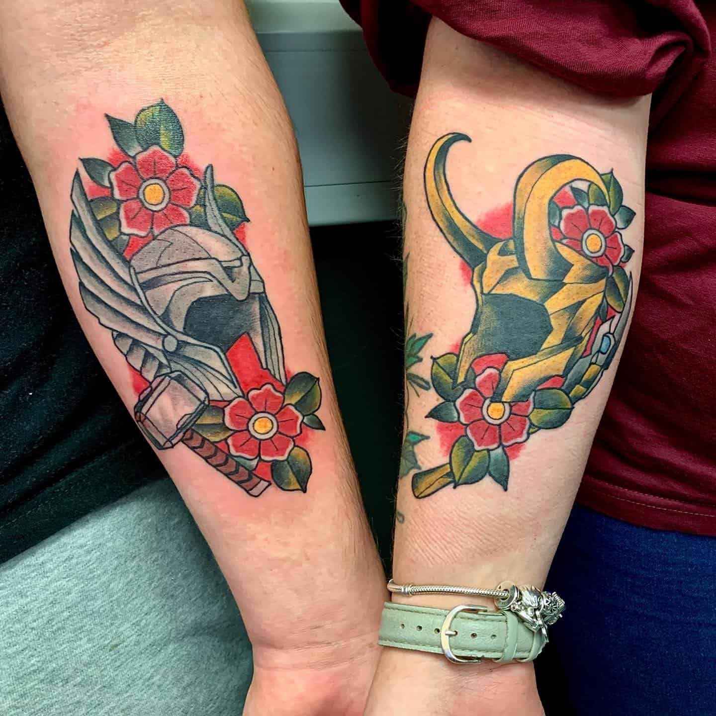 Tatuajes de superhéroes hermano y hermana 1