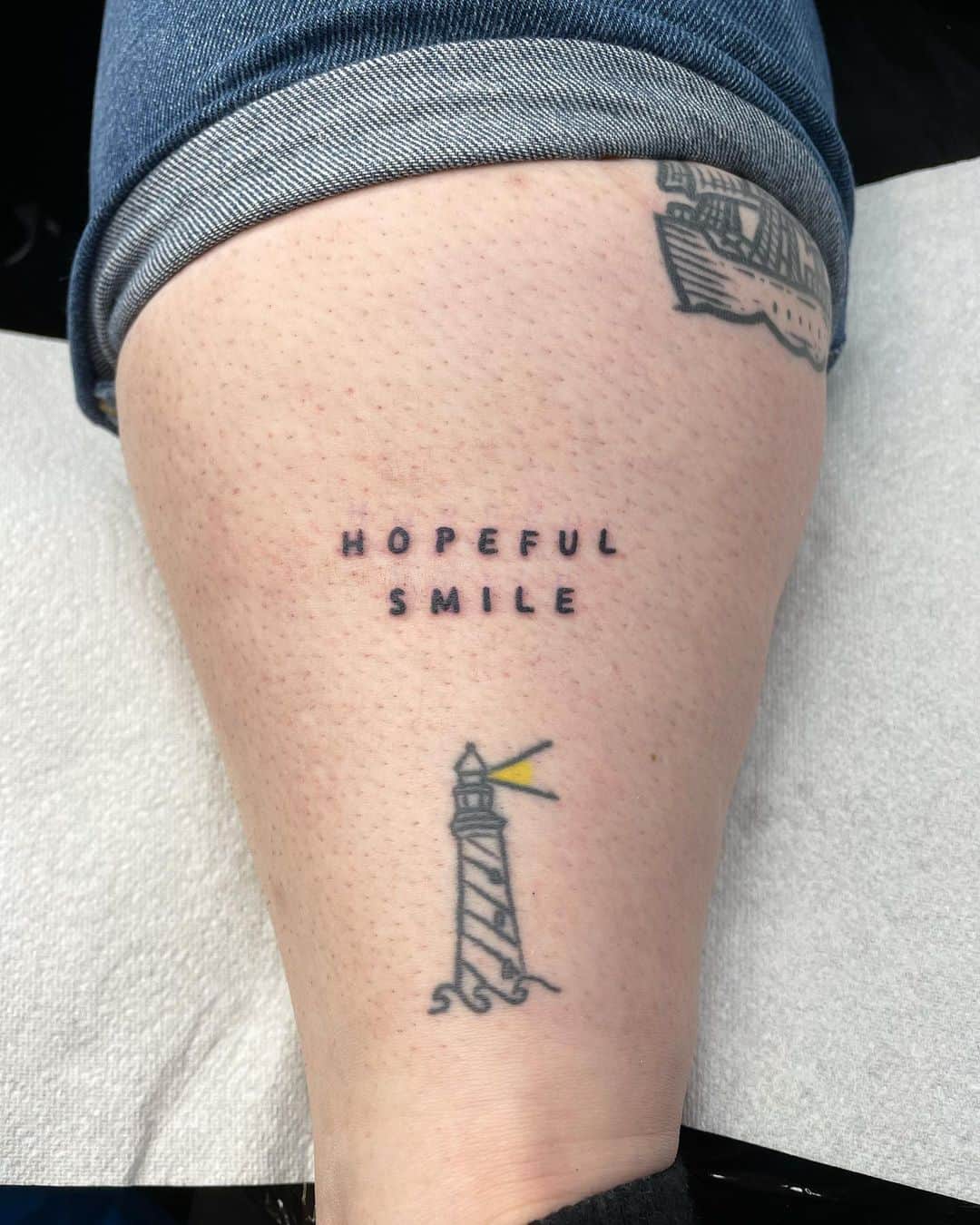 Cita tatuaje en la pierna 1