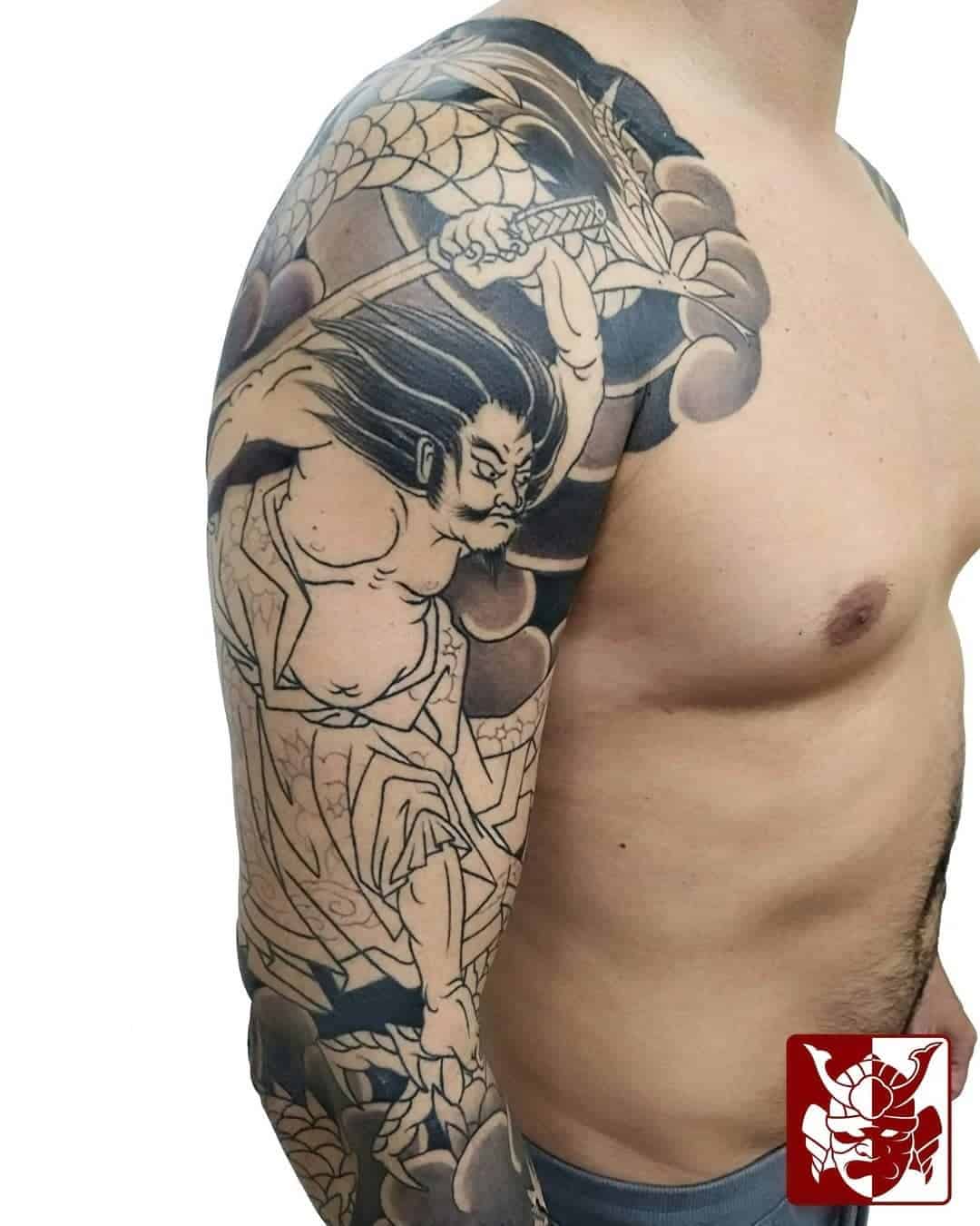 Manga samurai tatuaje negro idea