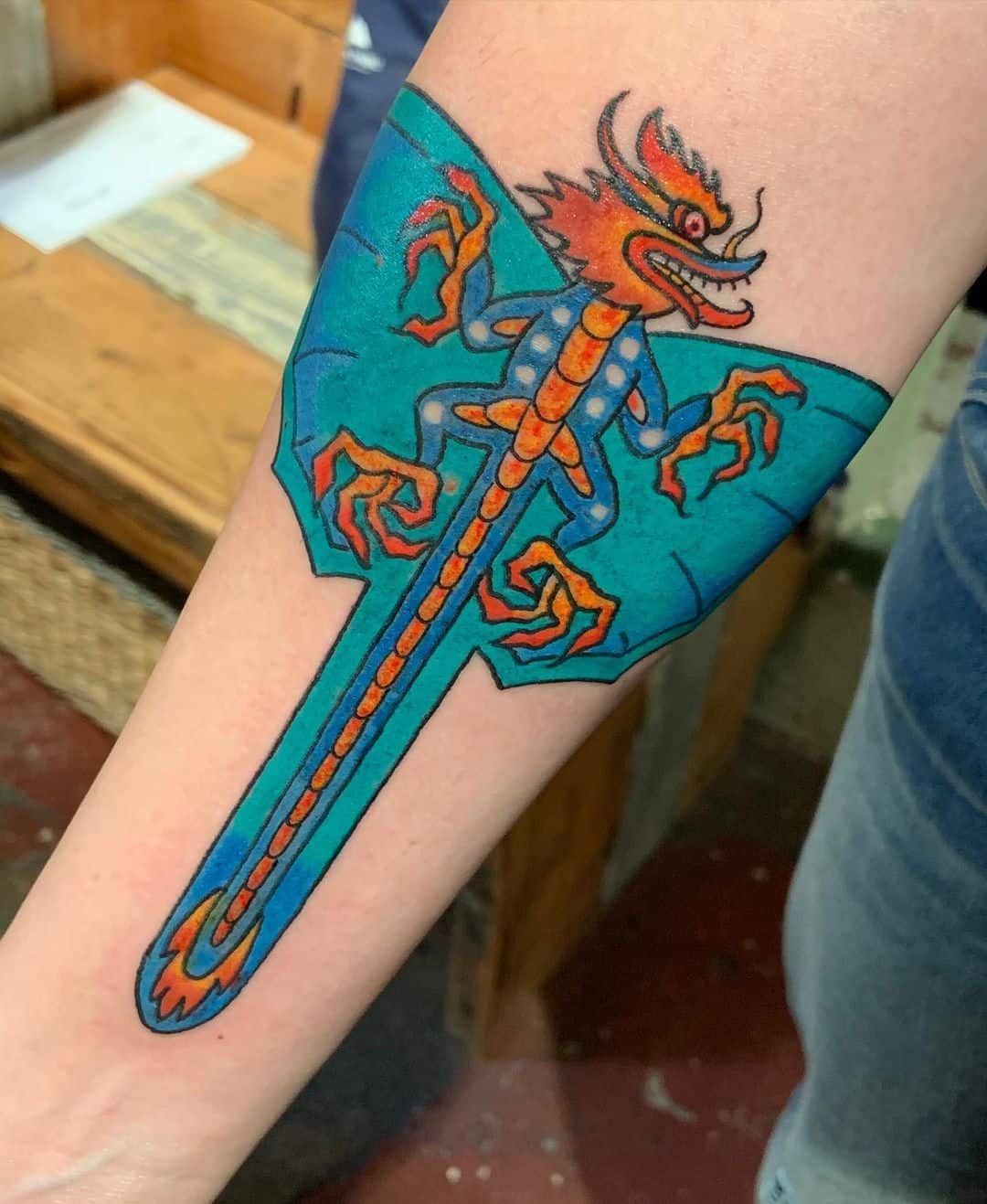 Dragón antebrazo tatuaje 2