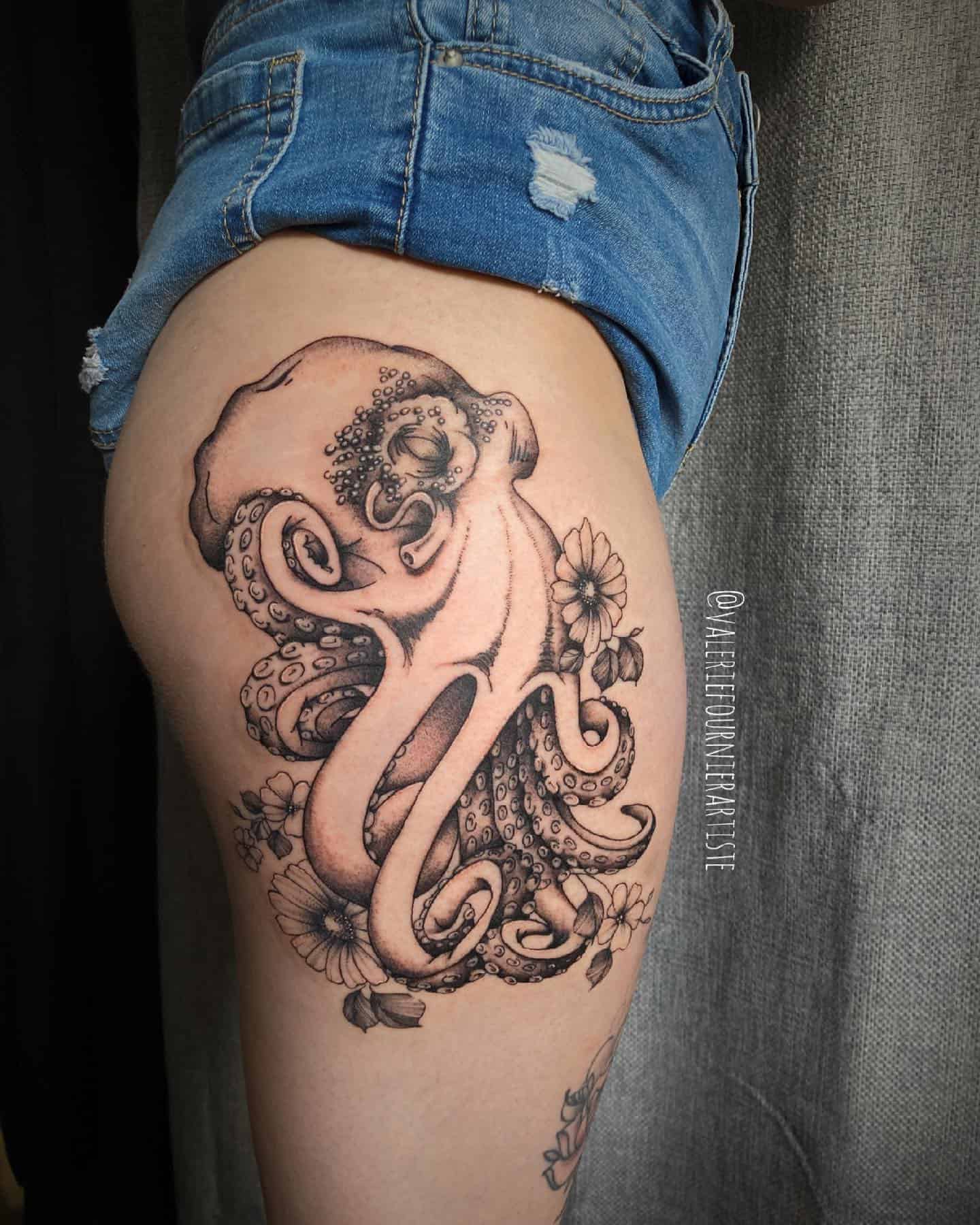 Diseño detallado del tatuaje del pulpo