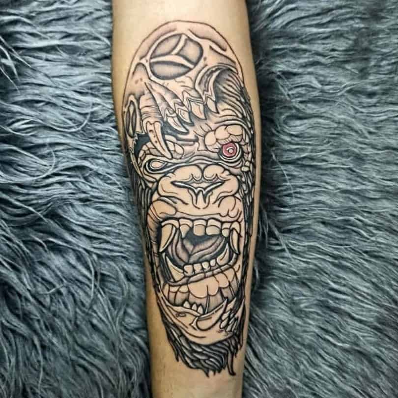 Tatuaje artístico detallado de King Kong 