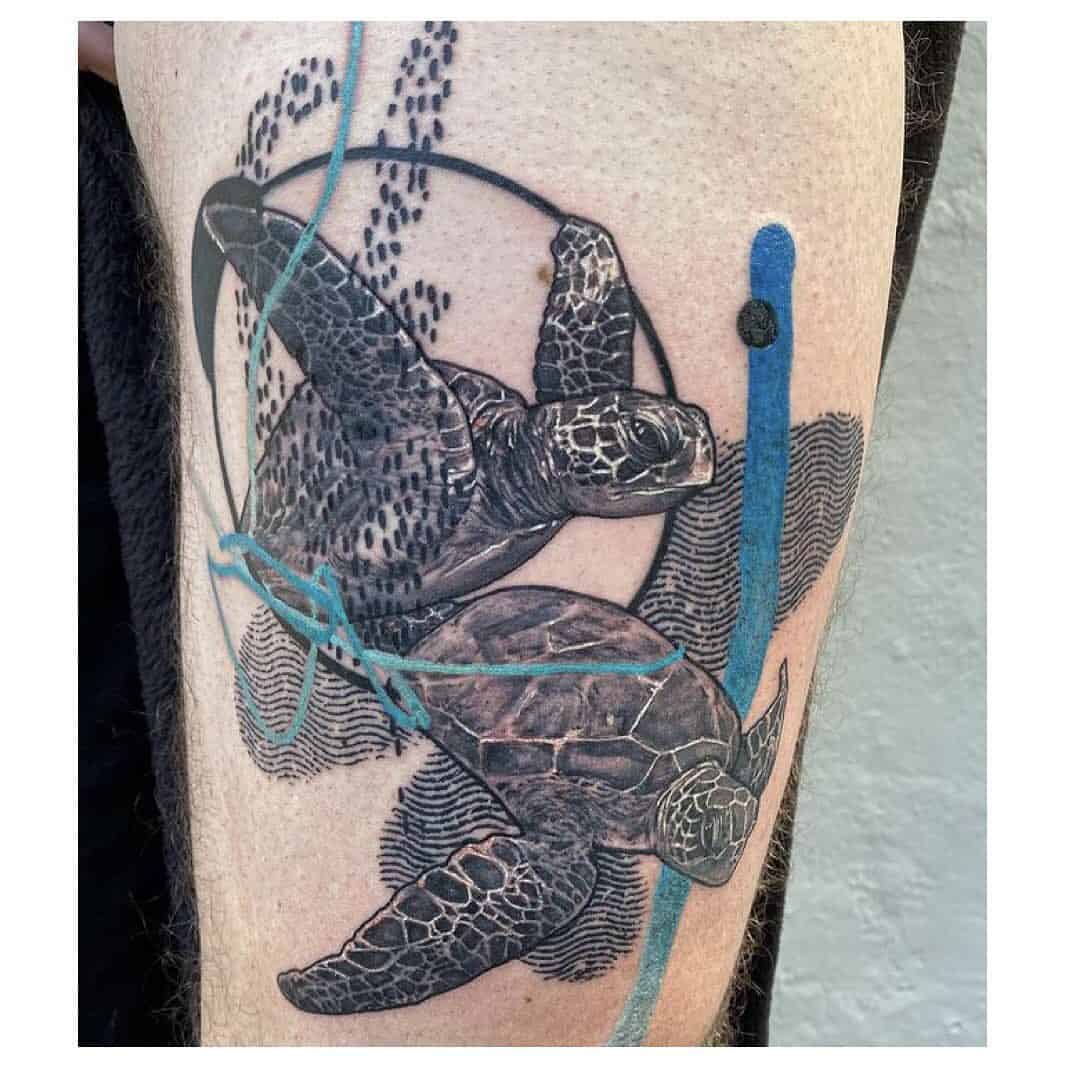 Tatuajes realistas de tortugas negras y grises 1