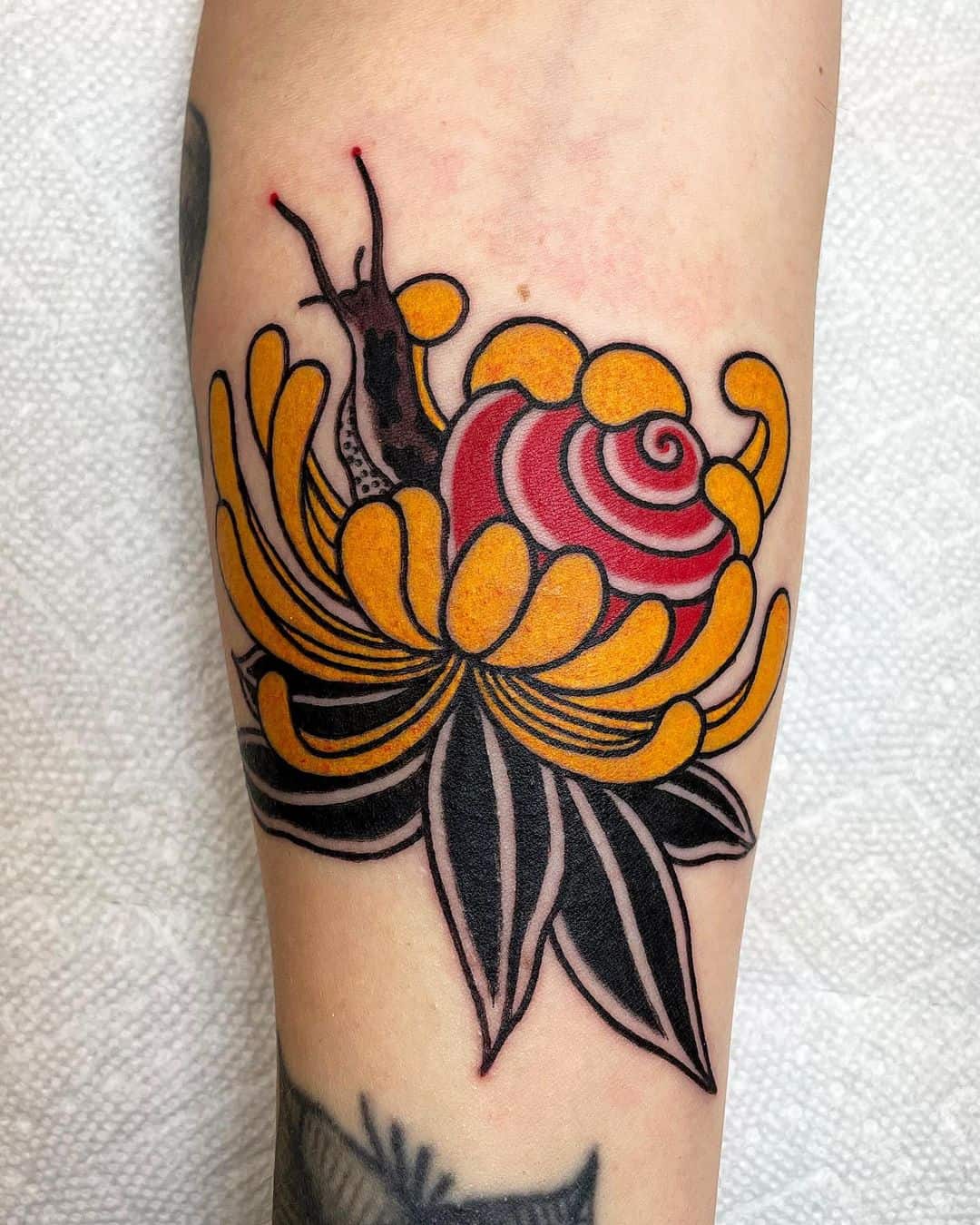tatuaje de crisantemo japones 4