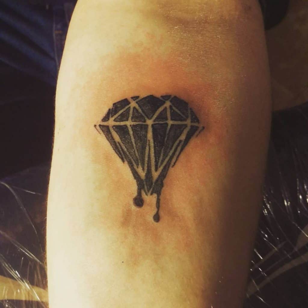 Tatuaje de tinta de diamante derretido 2