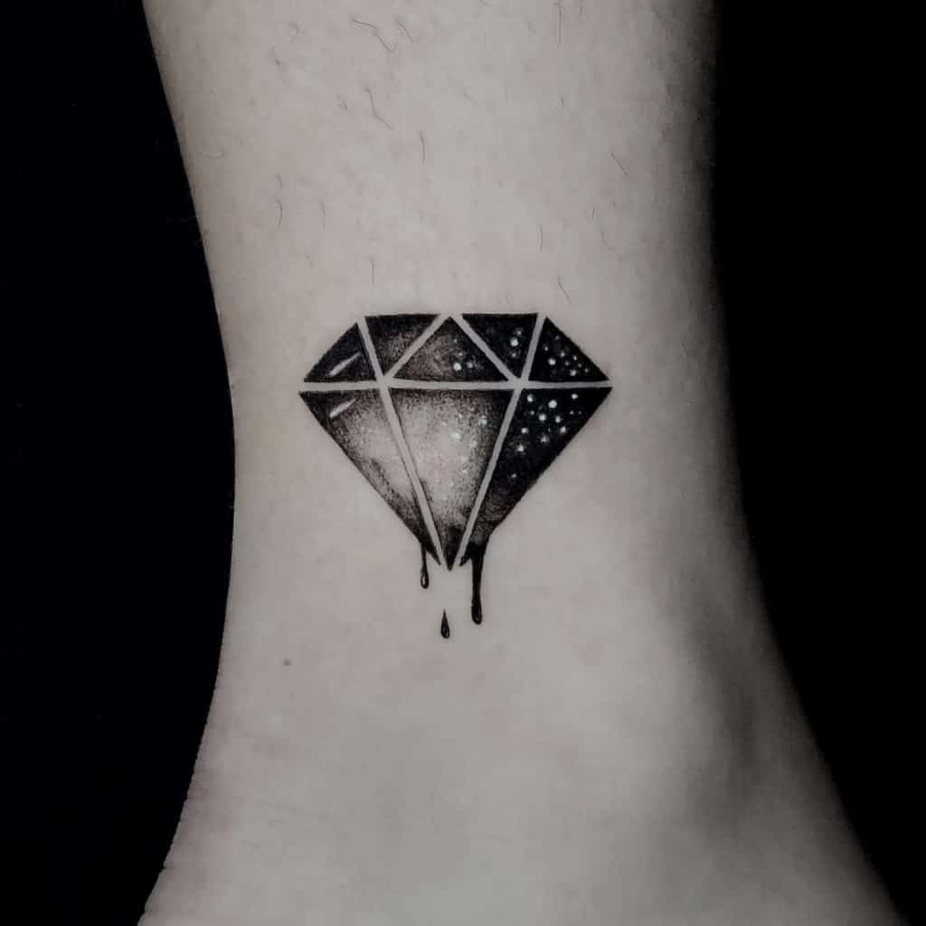Tatuaje de diamante negro 2