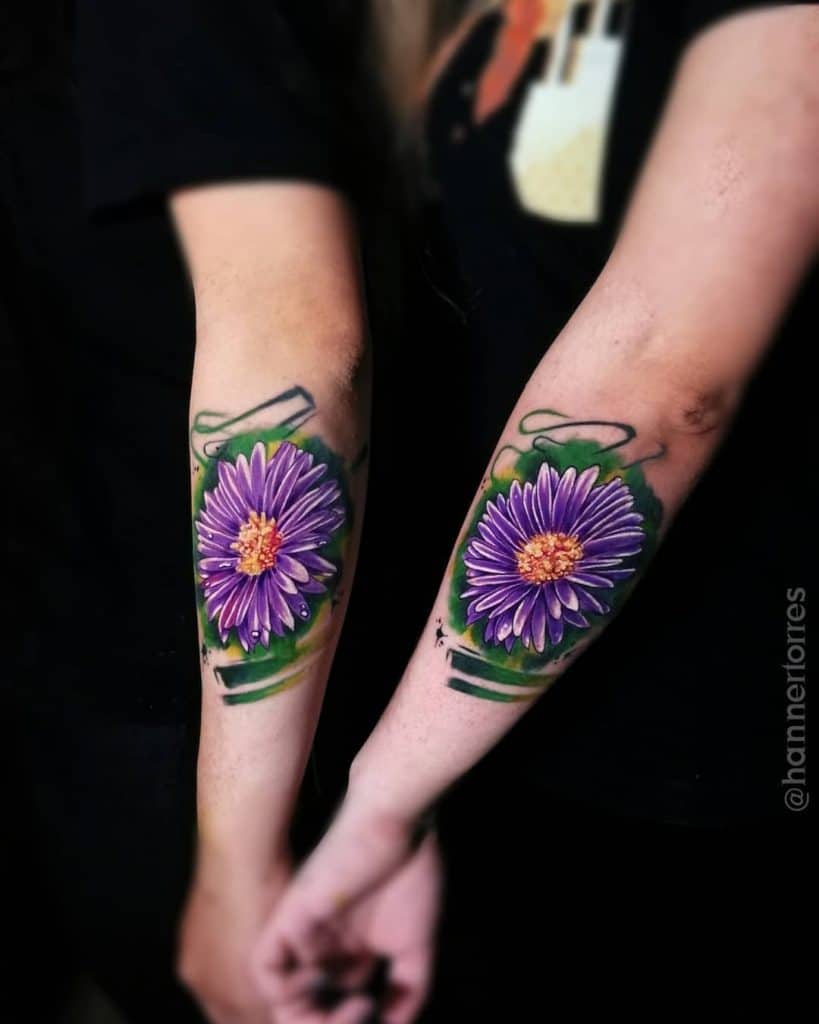 Tatuaje de flor de aster 2