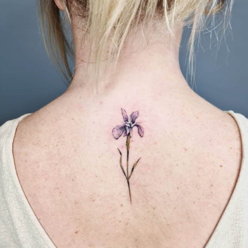 Iris floral tatuaje 3