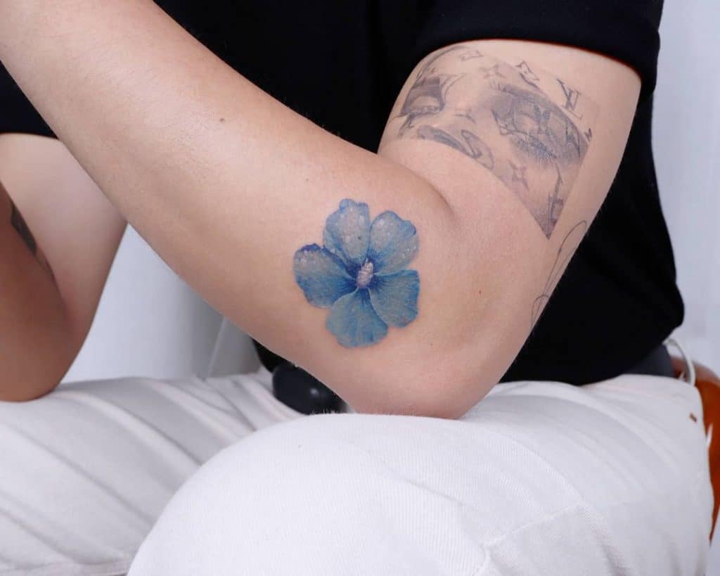 Tatuajes de flores de camelias 2