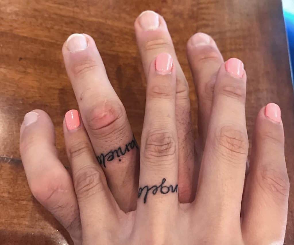 ¿Son mala suerte los tatuajes de anillos de bodas?