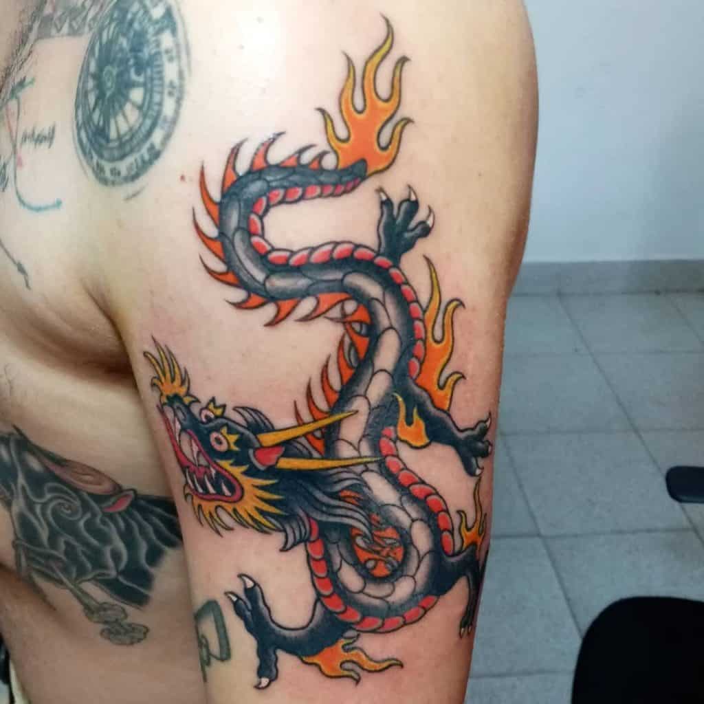 ¿Por qué da mala suerte tener un tatuaje de dragón sin terminar 2?