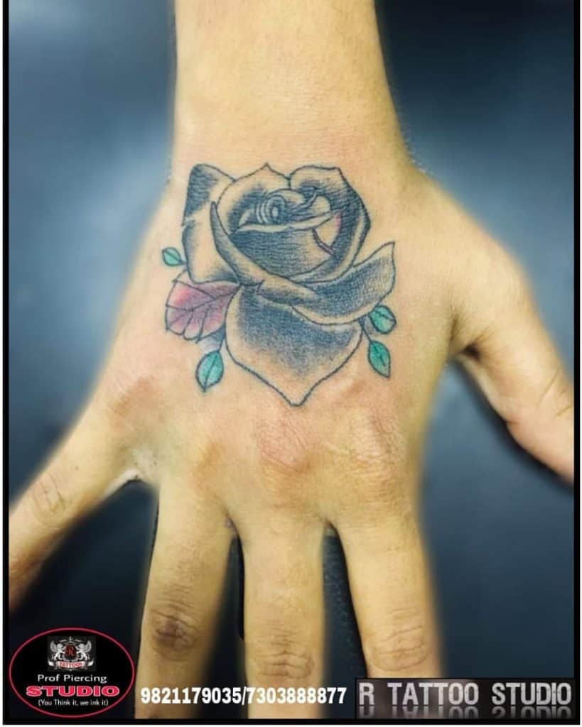 tatuajes de flores rosas 2