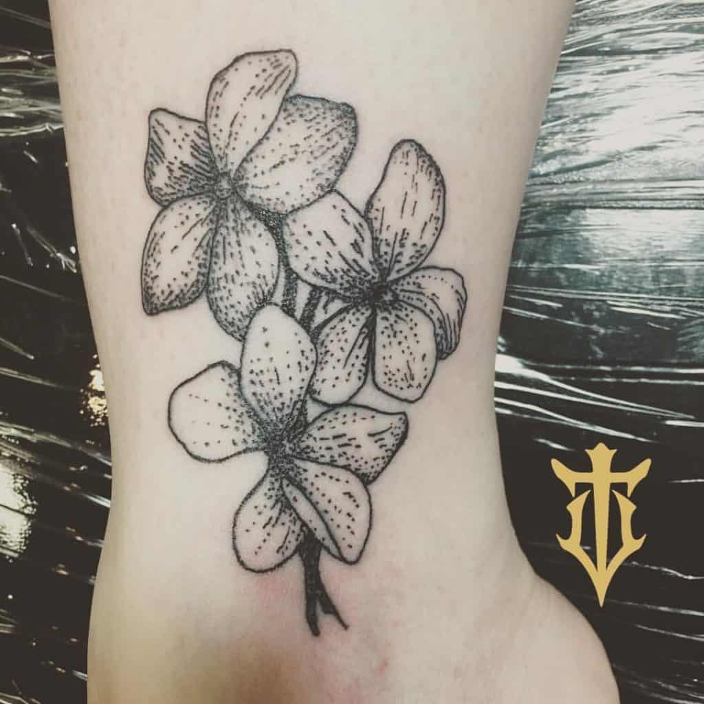 Tatuaje Flor Violeta 2