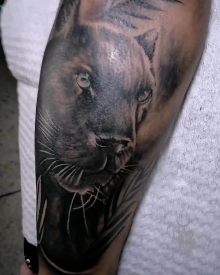 Tatuaje de pantera realista 2