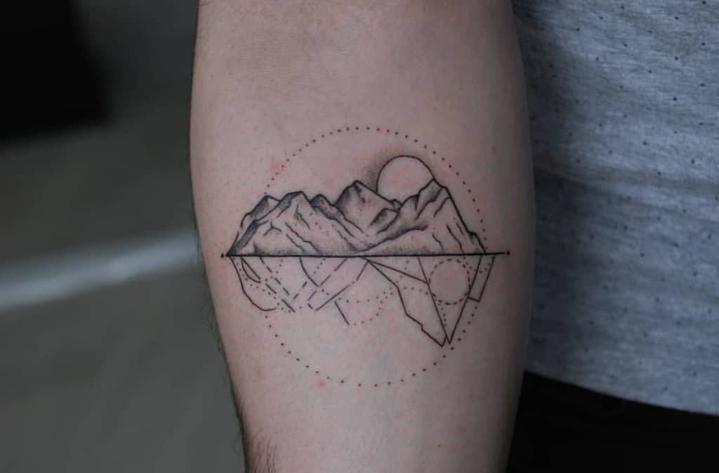 montaña luna tatuaje 2