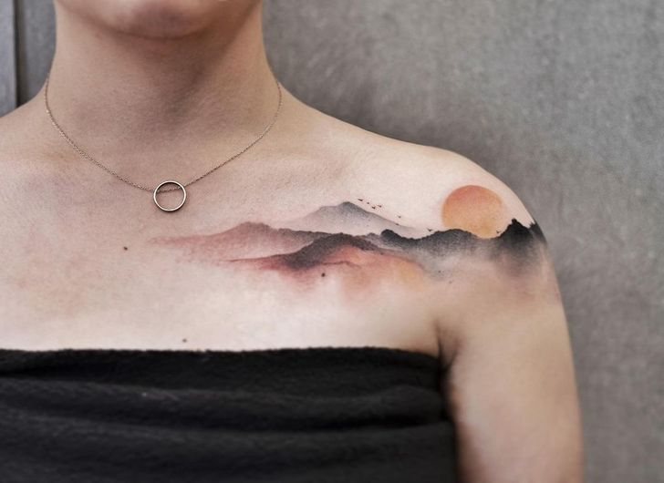 Tatuaje de montaña sombreada ahumada 4