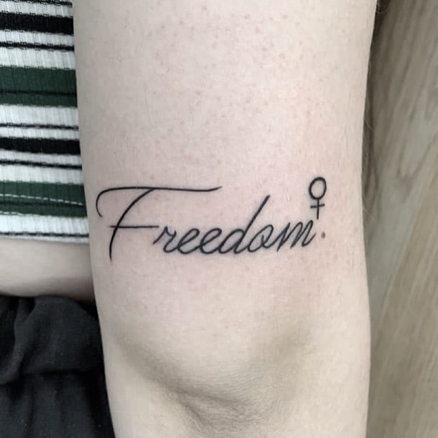 Tatuajes de escritura de libertad 3