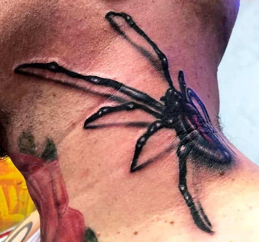 Diseños de tatuaje de araña 3D en el cuello