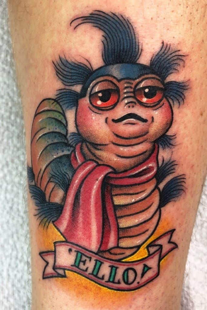 Lindos tatuajes de tobillo inspirados en insectos 