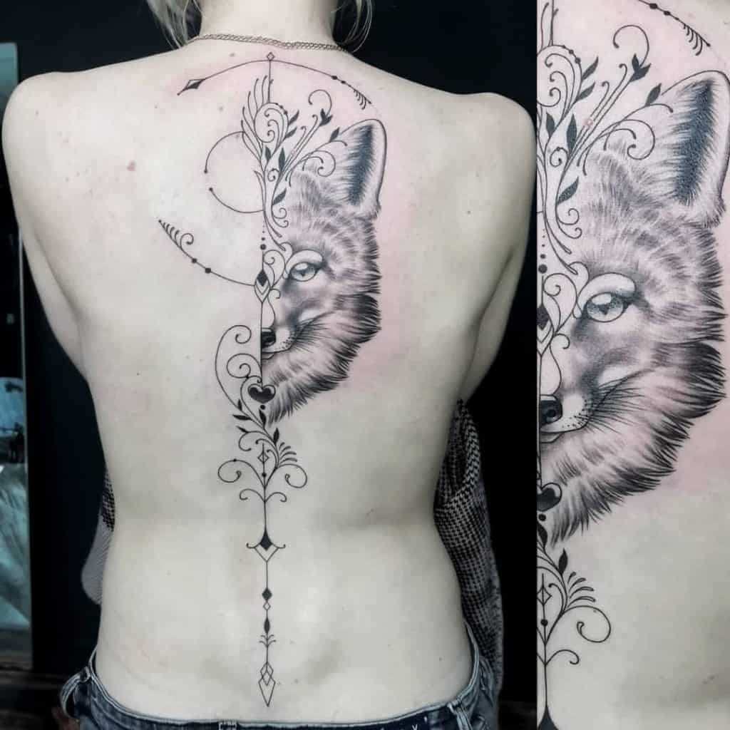 Tatuaje de zorro geométrico 4
