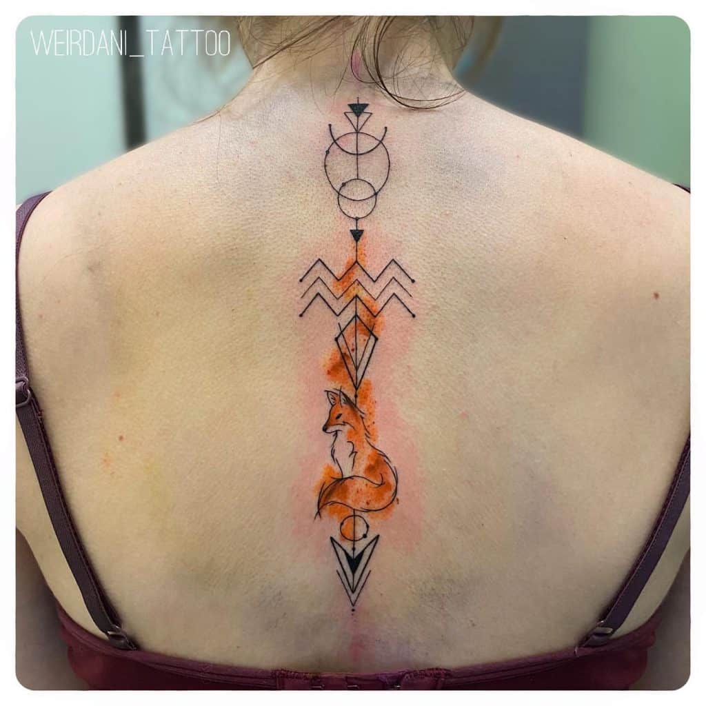 Tatuaje de zorro geométrico 3
