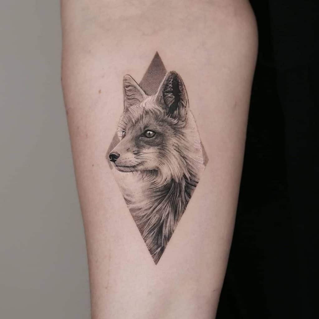 Tatuaje de zorro naturalista 2