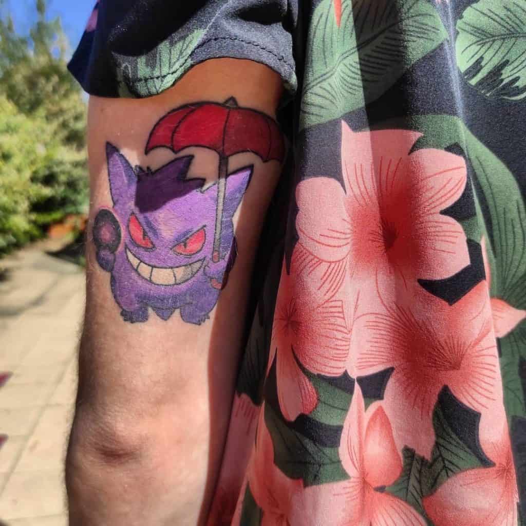 Pokemon Fantasma con Paraguas Tatuaje