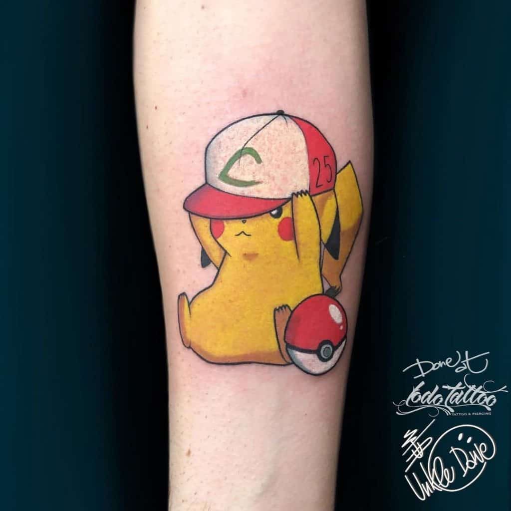 pikachu con sombrero 