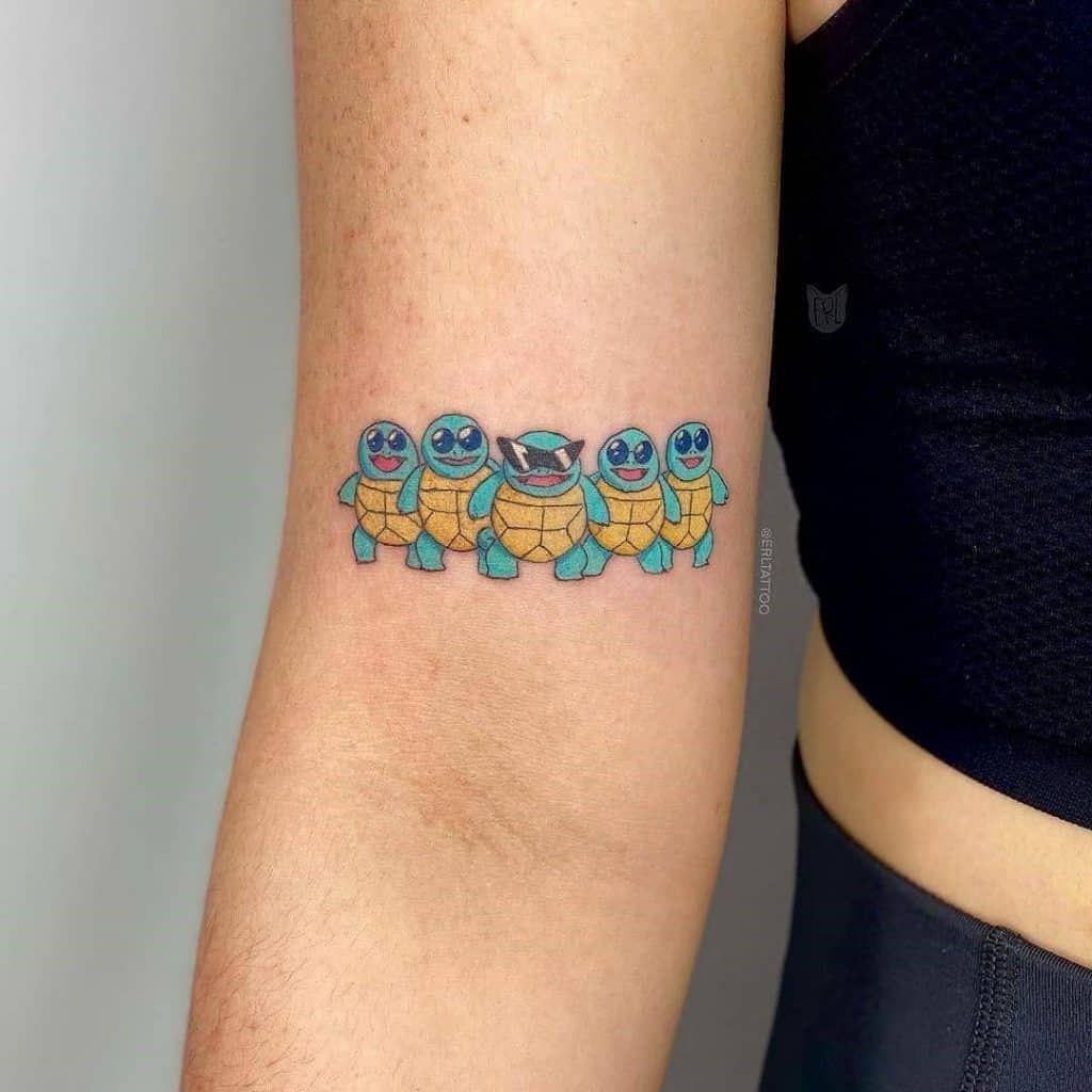 Tatuaje de cinco Pokémon