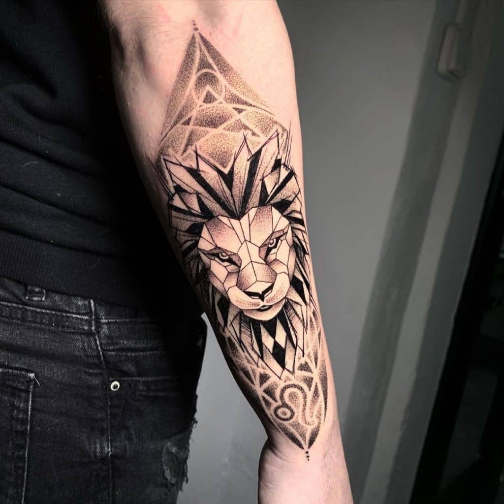 Idea de mosaico de león de tatuaje de Blackworks