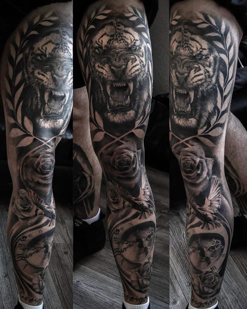 Tatuaje de tigre en toda la pierna