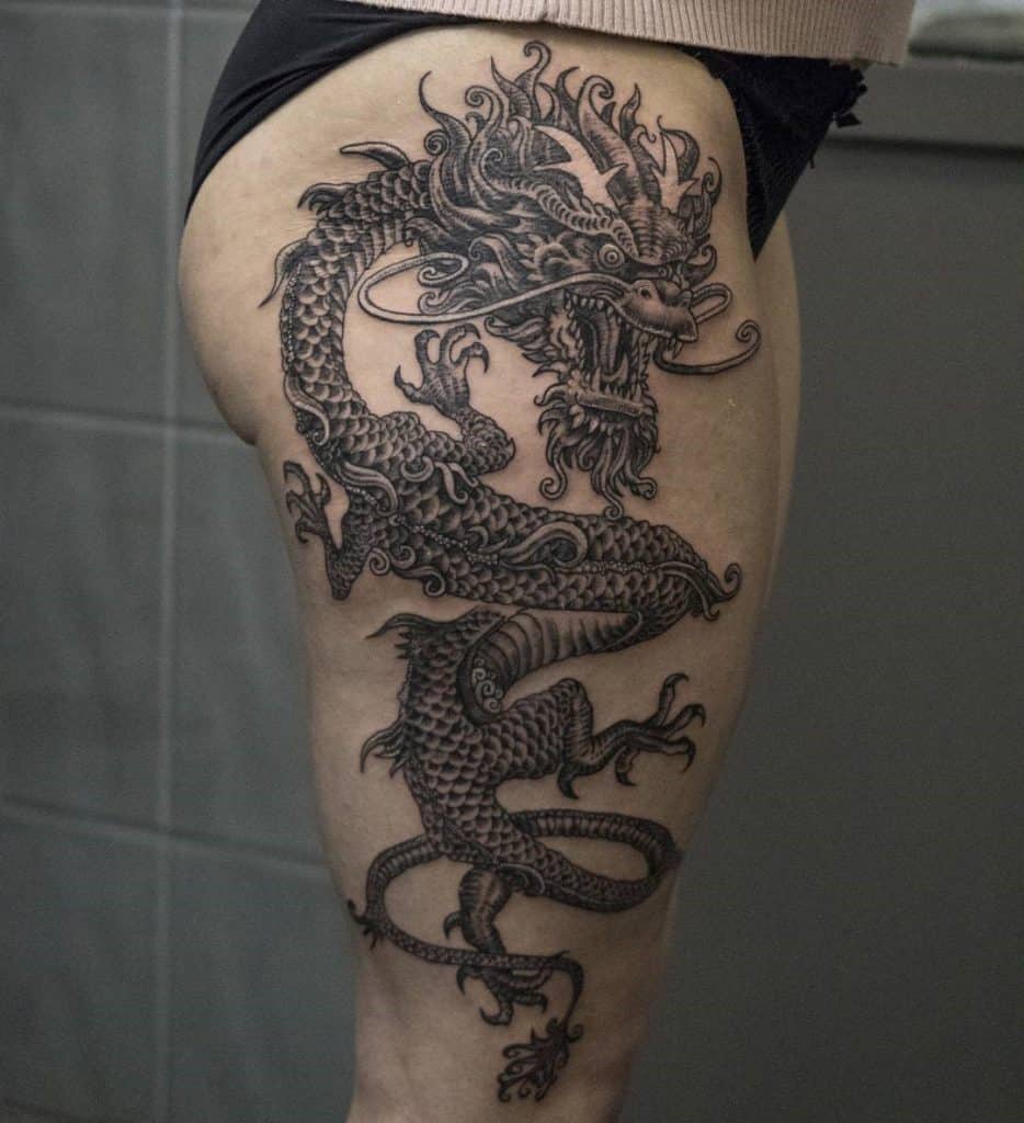 Tatuaje de pierna de dragón