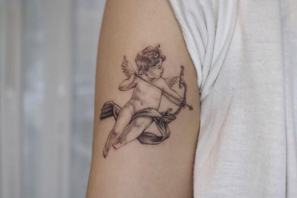 Tatuajes finos de ángel bebé 1