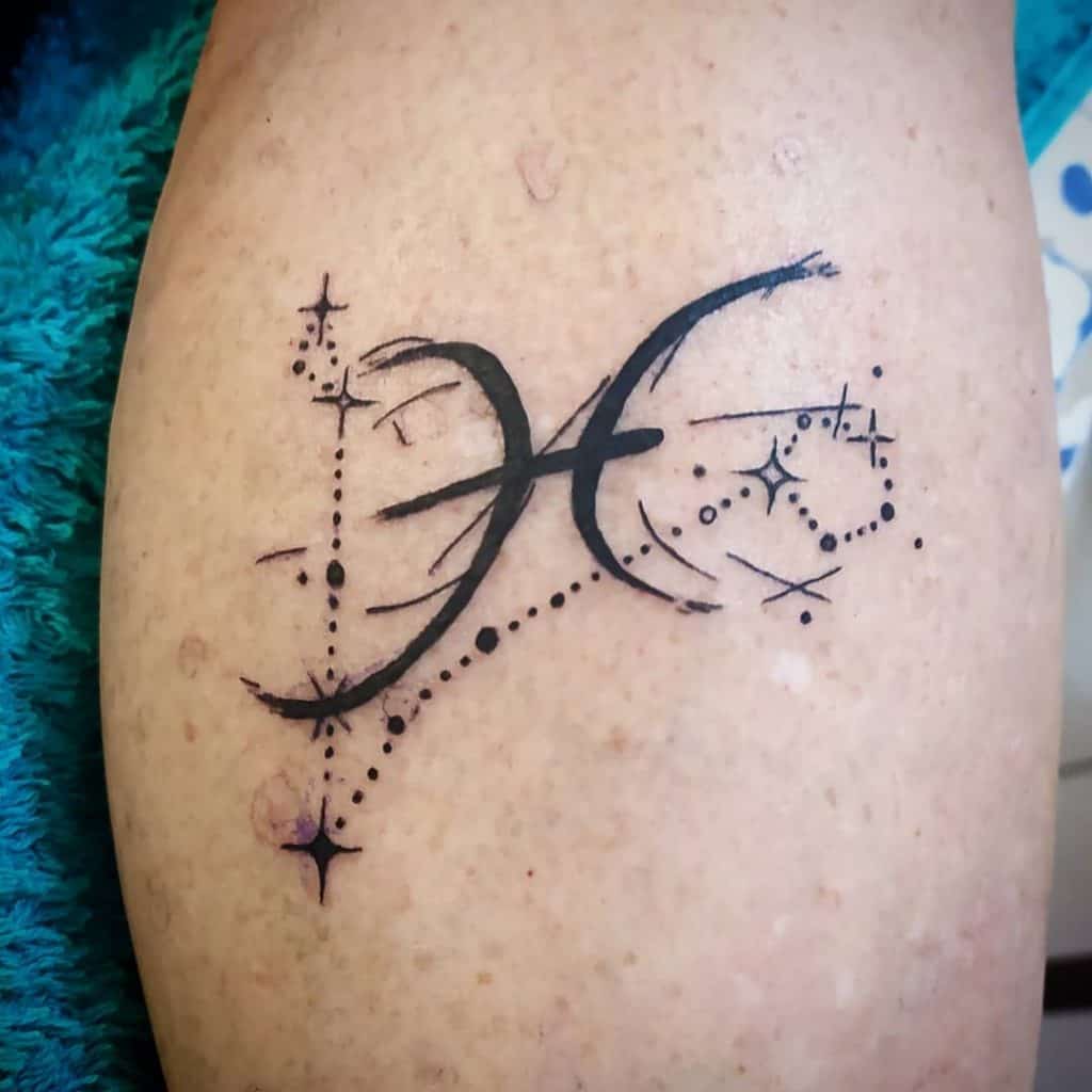 Tatuaje de la constelación de Piscis 1
